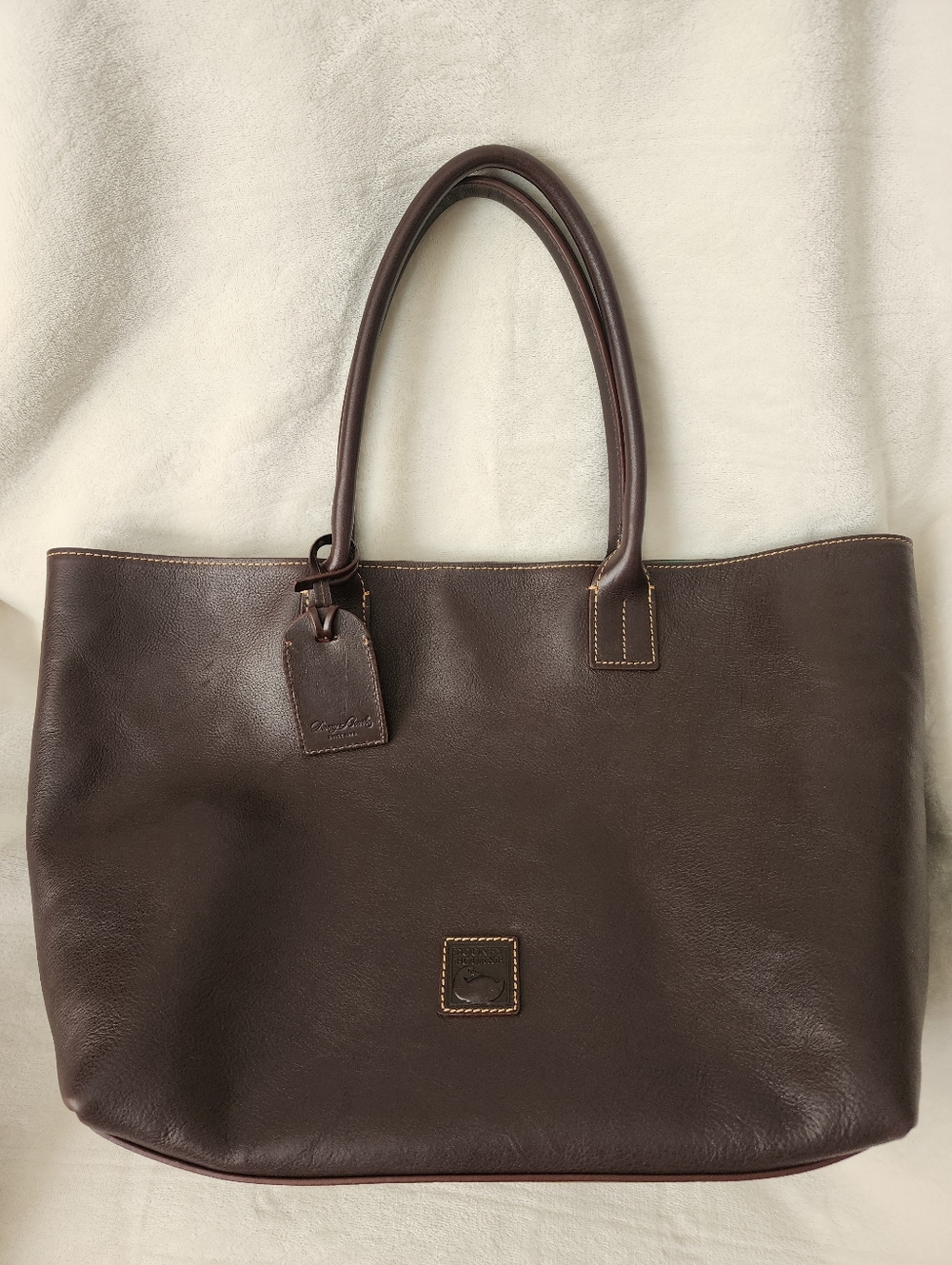 Dooney and Bourke Medium Florentine Russell Brown Tmoro